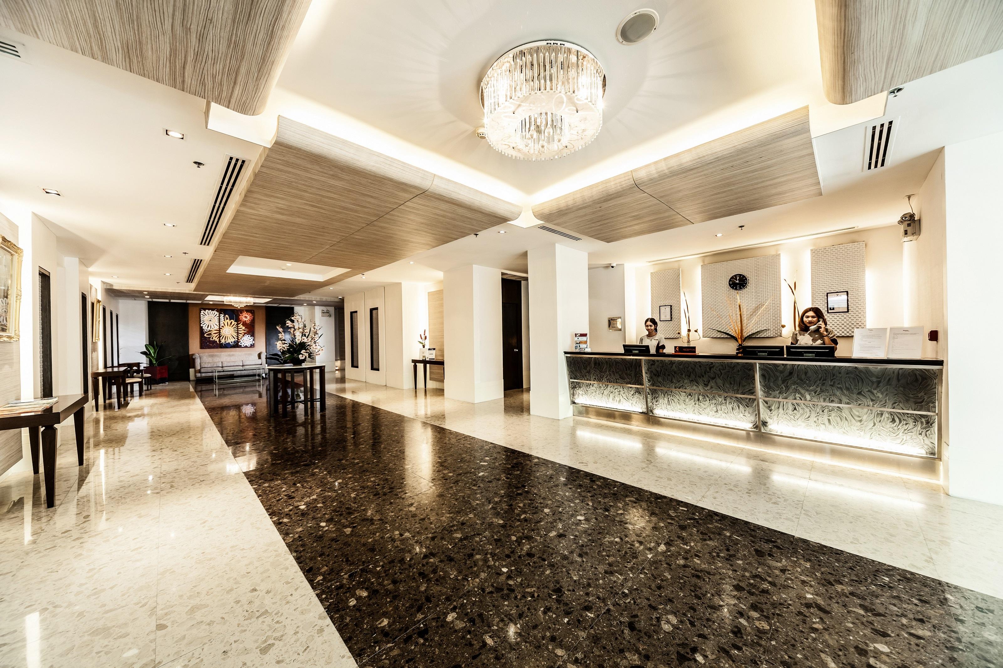 Отель Adelphi Grande Sukhumvit Бангкок Экстерьер фото
