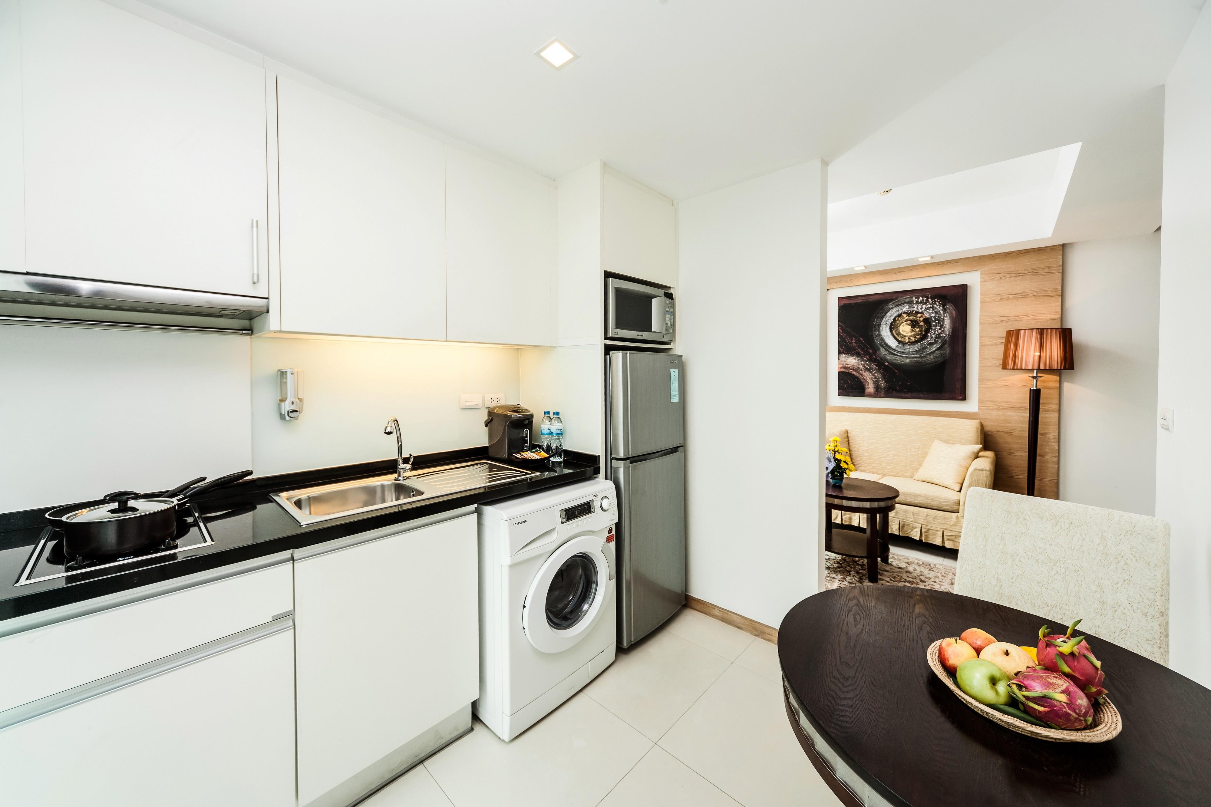 Отель Adelphi Grande Sukhumvit Бангкок Экстерьер фото