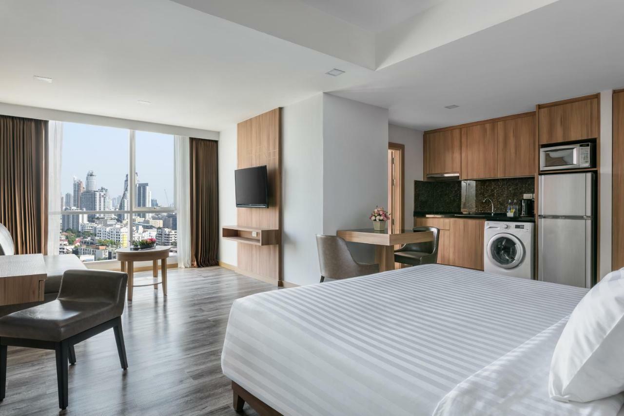 Отель Adelphi Grande Sukhumvit Бангкок Экстерьер фото