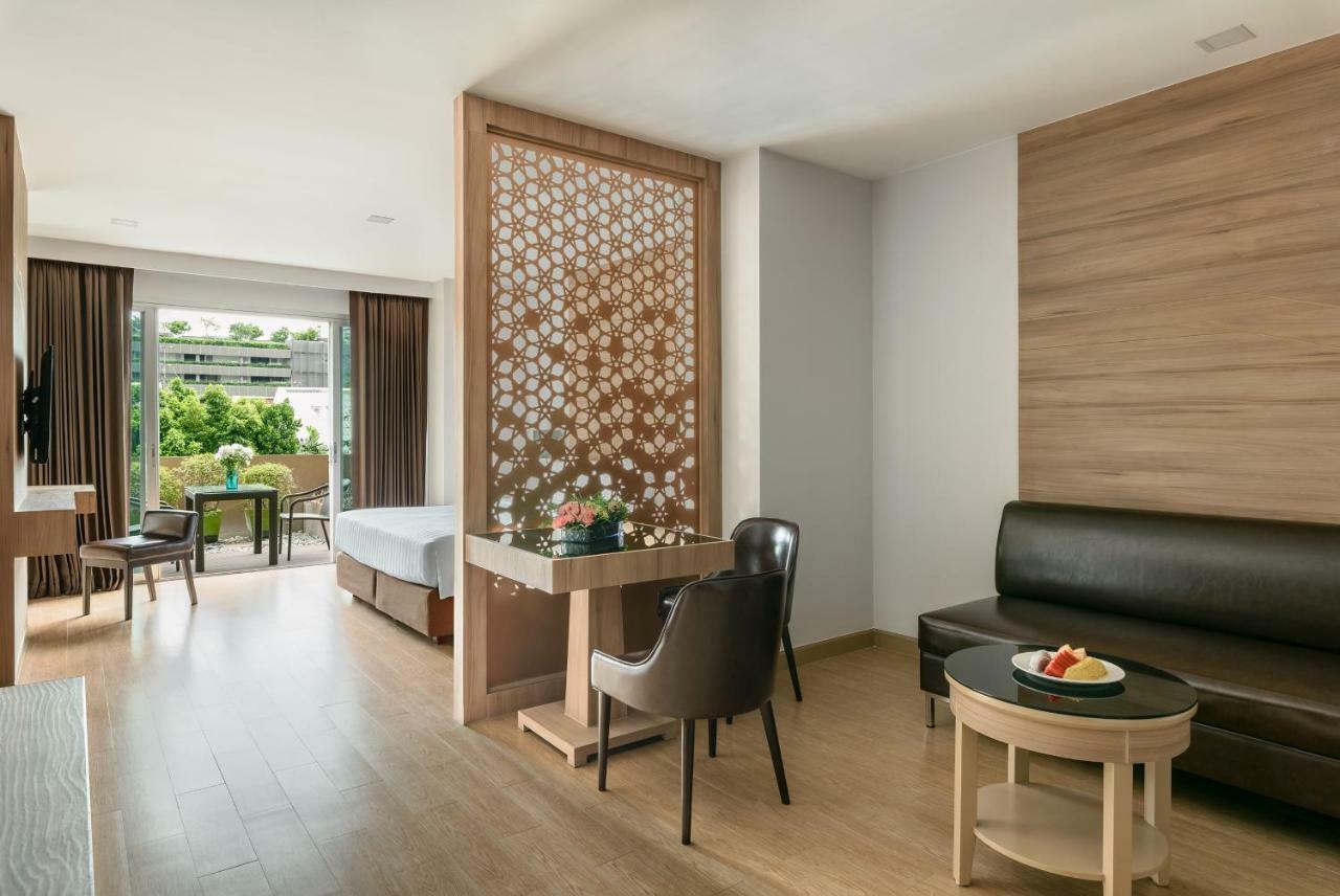 Отель Adelphi Grande Sukhumvit Бангкок Экстерьер фото