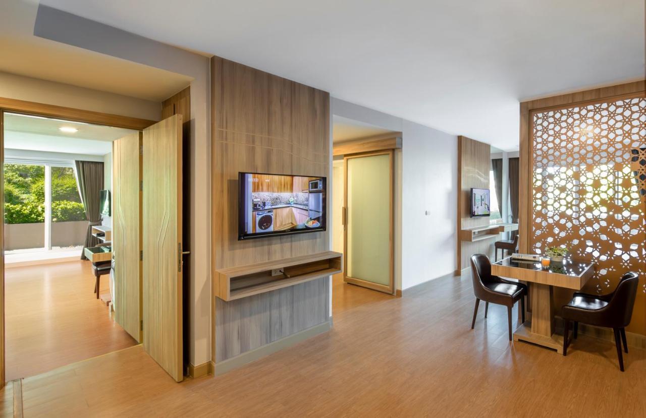 Отель Adelphi Grande Sukhumvit Бангкок Экстерьер фото