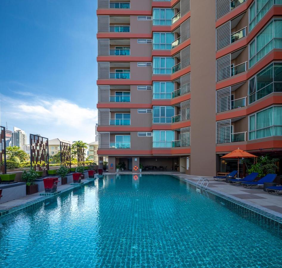 Отель Adelphi Grande Sukhumvit Бангкок Экстерьер фото